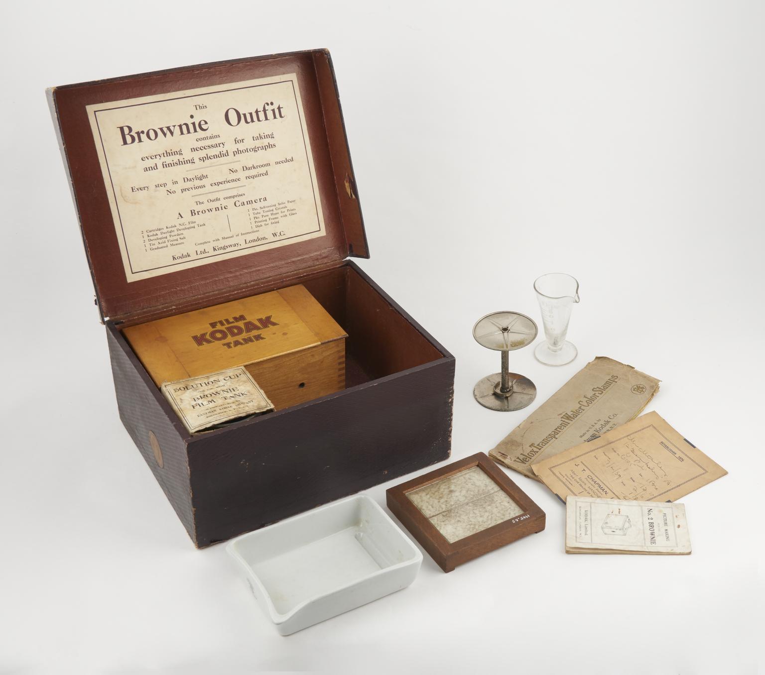 Kodak "Brownie" Developing Outfit