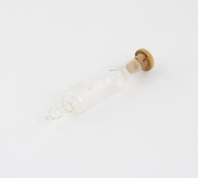 Glass nasal atomizer, can be used for throat, Europe, 1880-1930