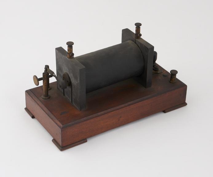 Induction coil, wooden base, metal fittings, by Gaiffe of Paris