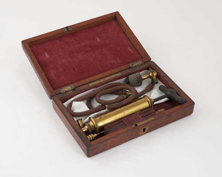 Aspirator and accessories