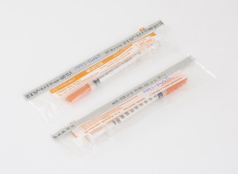 Two Terumo `Myjector' 1ml disposable syringes for use with