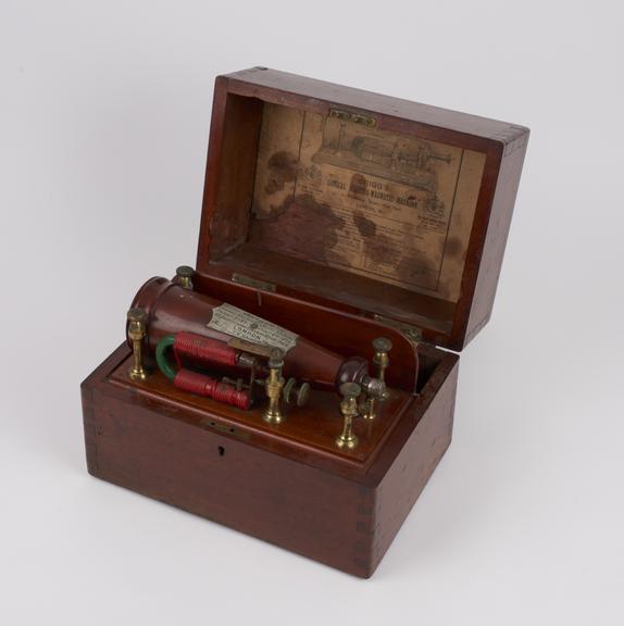 Box containing Grigg's C19 electromagnetic therapy machine by