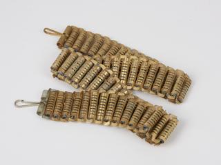 Pulvermacher belt made from a series of metal cylinders