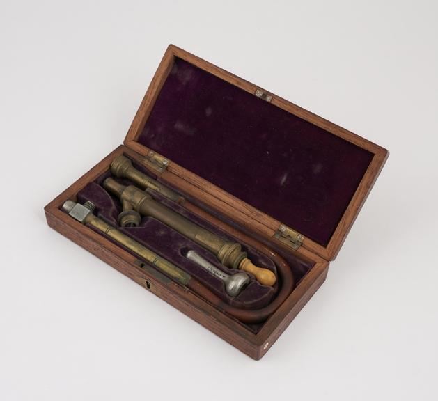 Enema set, Read's patent, with syringe, tube