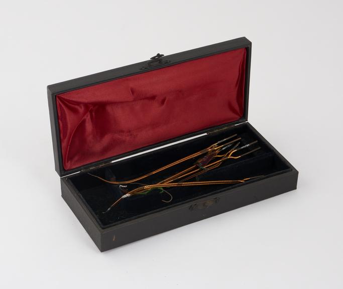 Box of copper electrodes, British, 1900-1910