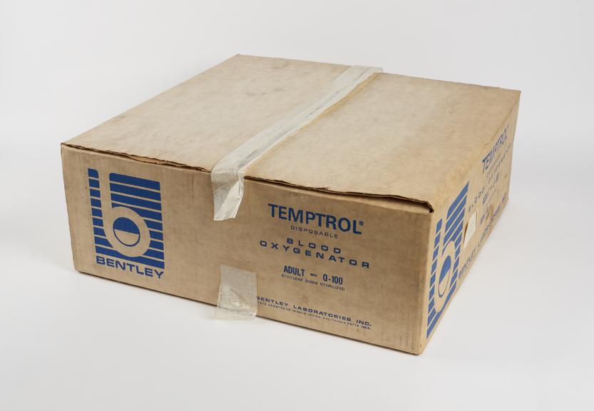 Temptrol' disposable blood oxygenator model Q100, adult size