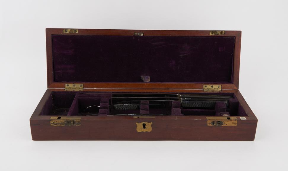 Amputation set, cased, by Hunter and Mason, English