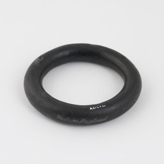 Pessary, supportive, ring, rubber, English, 1870 to 1930