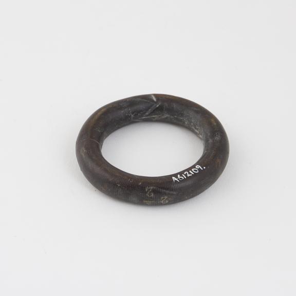 Pessary, supportive, ring, india-rubber, 1870-1930