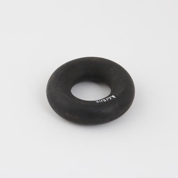 Pessary, supportive, ring, india-rubber, 1870-1930