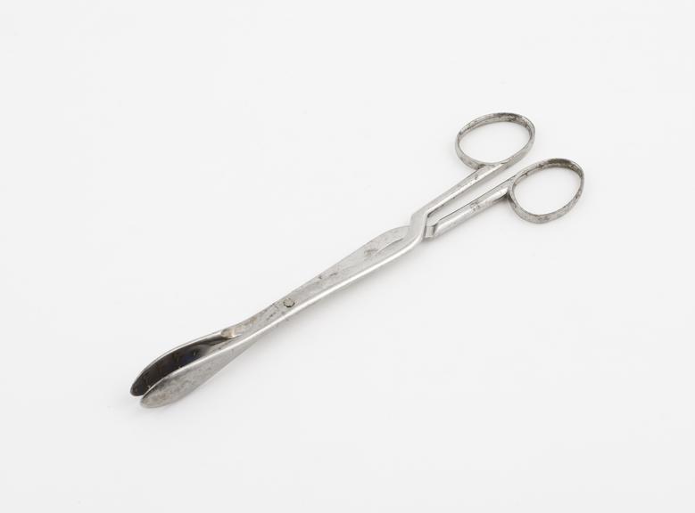Small pair of straight lithotomy forceps with cross-action