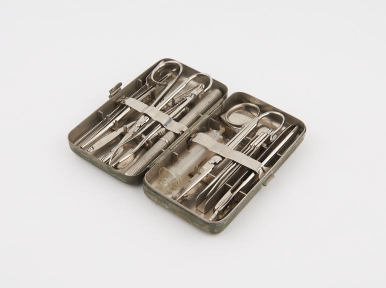 Pocket surgical instrument set, British Army issue 1939-1945