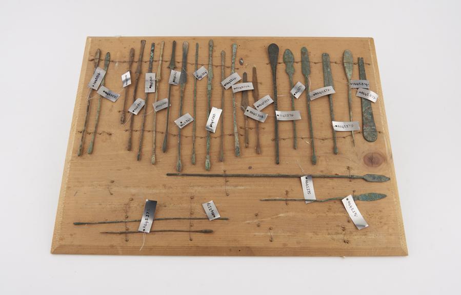 Bronze surgical instrument, Roman, 199-500 CE