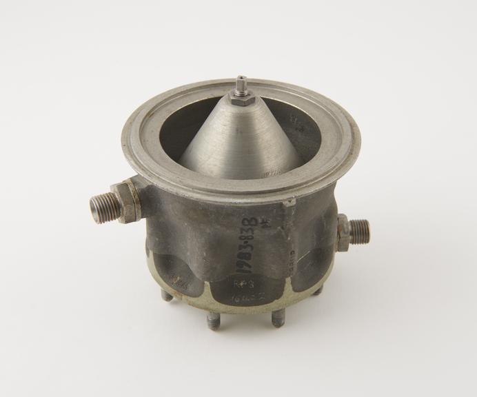 Fuel stop valve