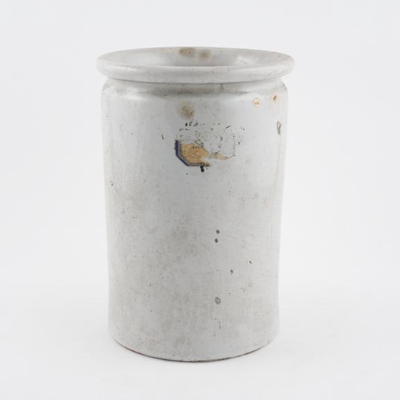 Three litre porcelain chemical jar, by Leune, French, 1926-1927