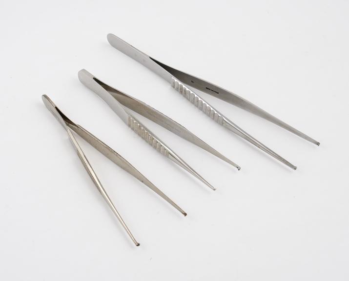 Pairs tissue forceps, toothed, 3 of 4