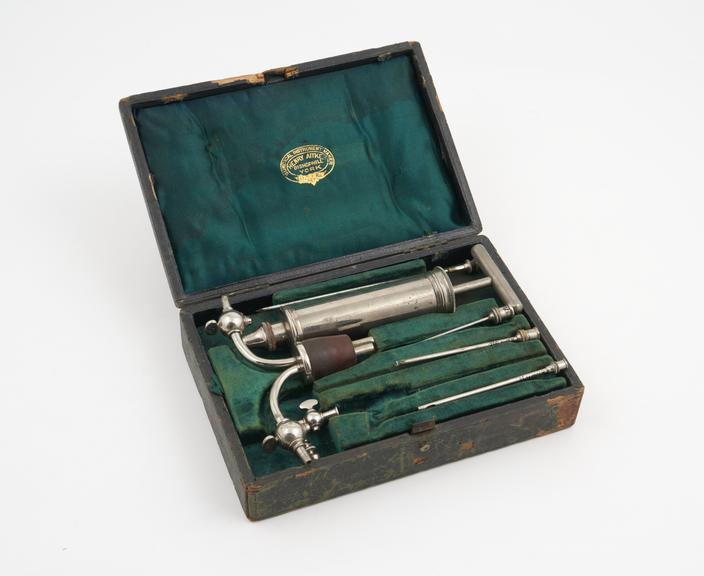 Aspirator and accessories, cased, by Henry Aitken, English