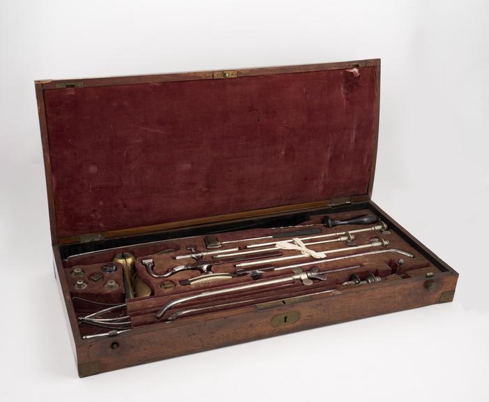 Lithotrity set, complete, in mahogany case, German