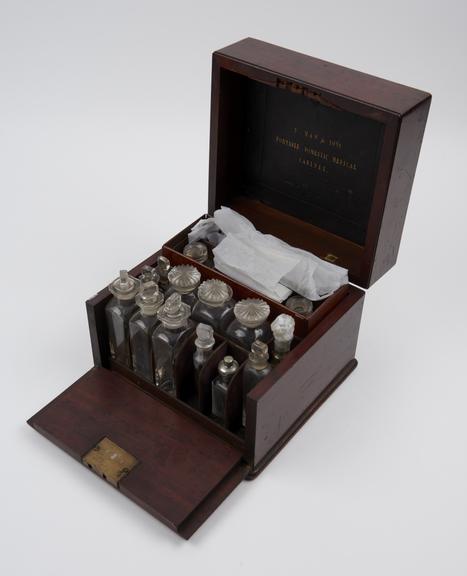 Portable domestic medicine cabinet, 1800-1840