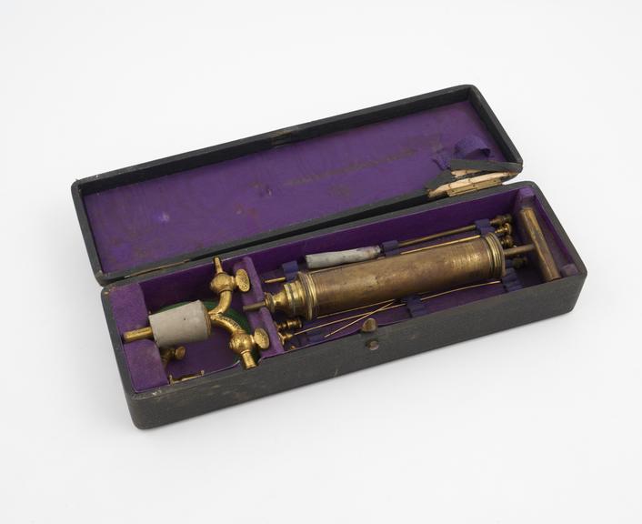 Aspirator set, brass syringe, double stopcock