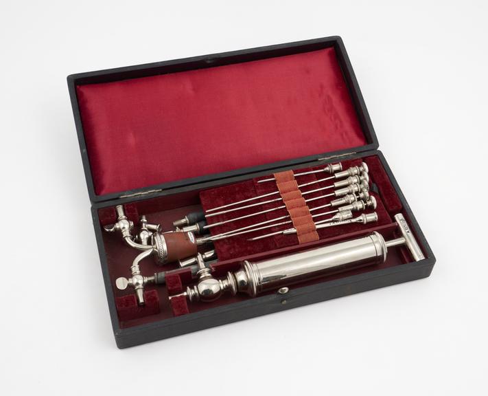 Potaiu's aspirator, in case, English, 1850-1920