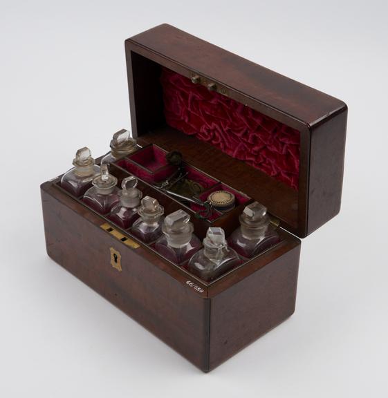 Medicine chest, mahogany