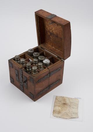 Mahogany medicine chest, 1775-1850