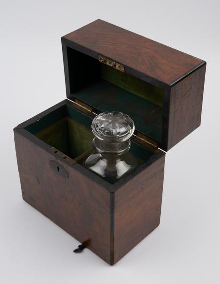 Walnut spirit case with one clear glass decanter with cut glass