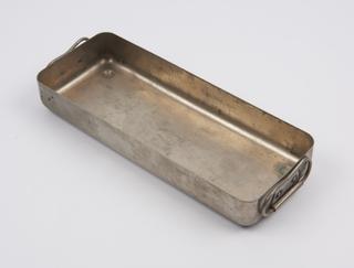 Lid for instrument sterilizer
