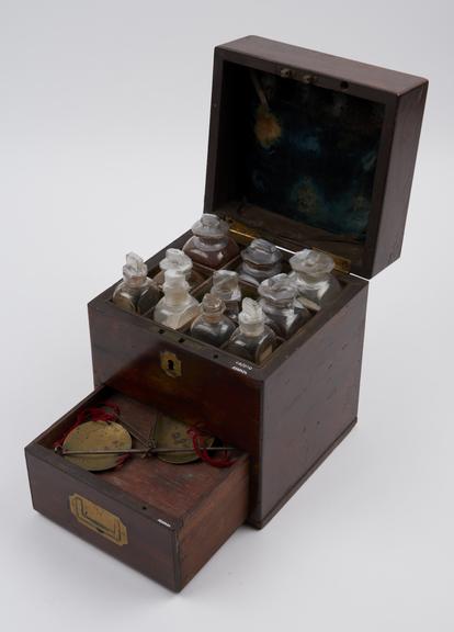 Medicine chest, mahogany