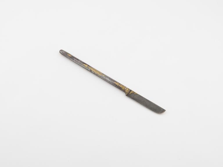 Circumcision knive, steel with inlaid, gold decoration