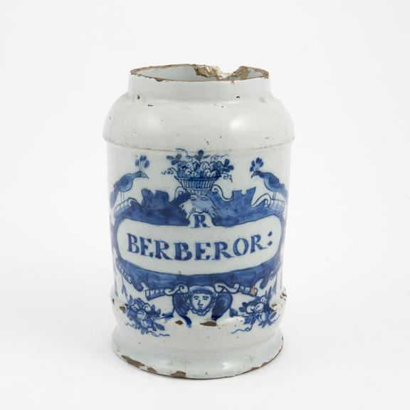 Tin glazed earthenware drug jar, used for barberry root