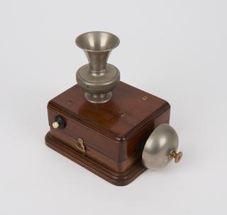 Wall instrument