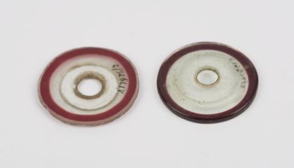 Two glass washers for opium set