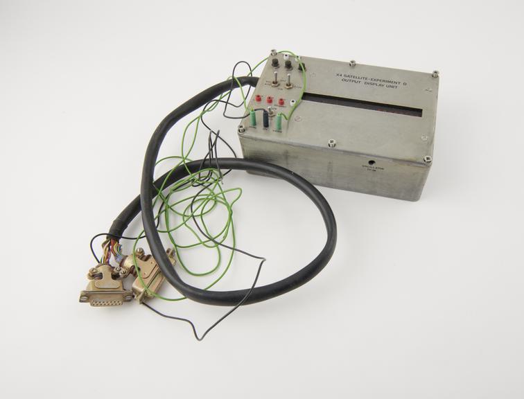 power supply box for experimental earth Albedo sensor