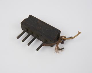 Connecting lead and 4-pin socket for telephony transmitter