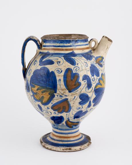 Syrup jar, Italian, perhaps Cafaggiolo, 16th century