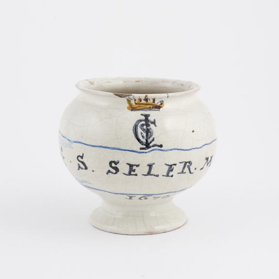 Oviform drug jar, possibly from Romagna