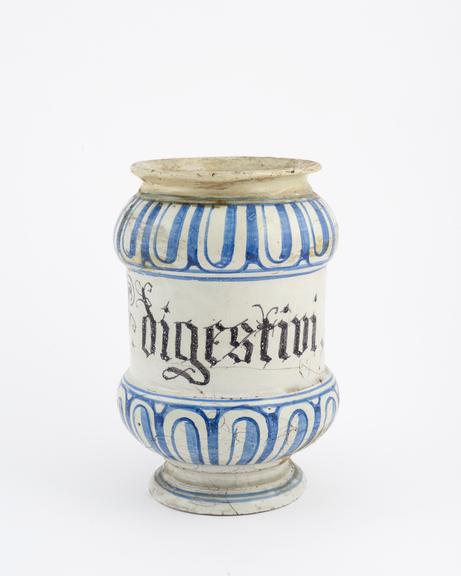 Italian albarello vase, late C17 or early C18 blue and white