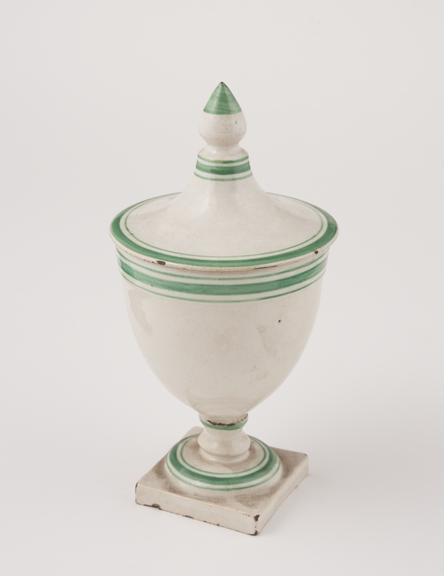 Lidded pharmacy jar, creamware, English, 1751-1800