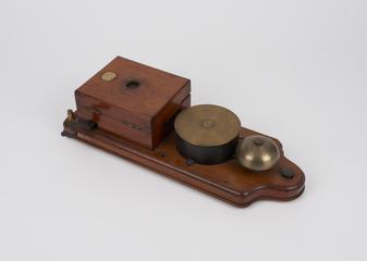 Early set of telephone apparatus