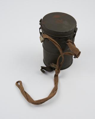 Cannister for gas mask