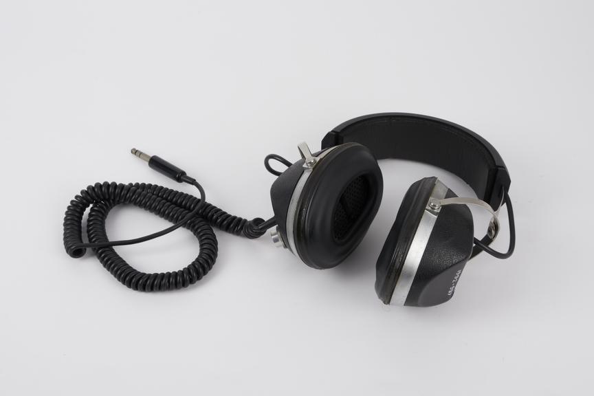 Pair of ELECTROSTATIC HEADPHONES, Model ESP-6A