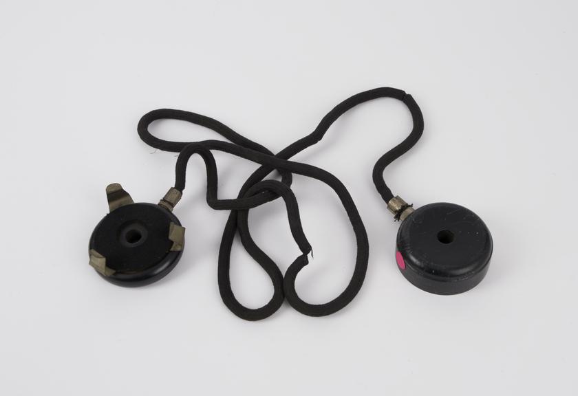 Single-earpiece acoustic extension set