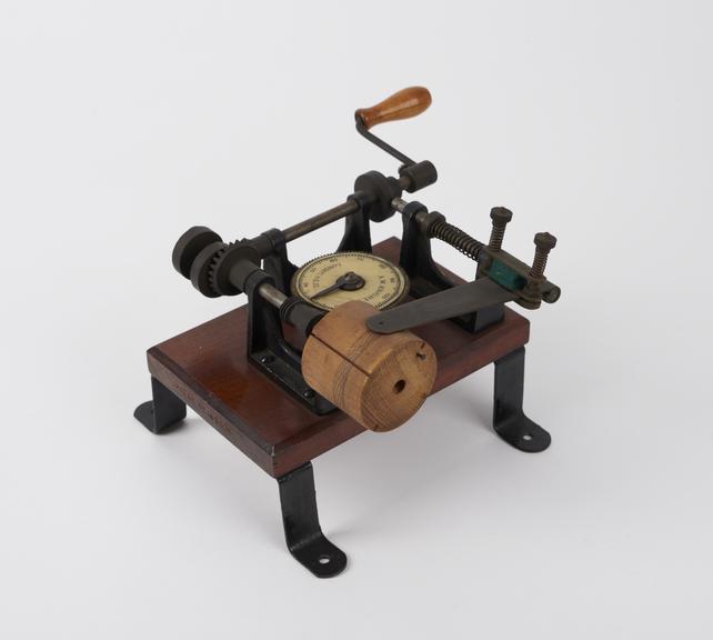 Kaynite coil-winding machine 1922