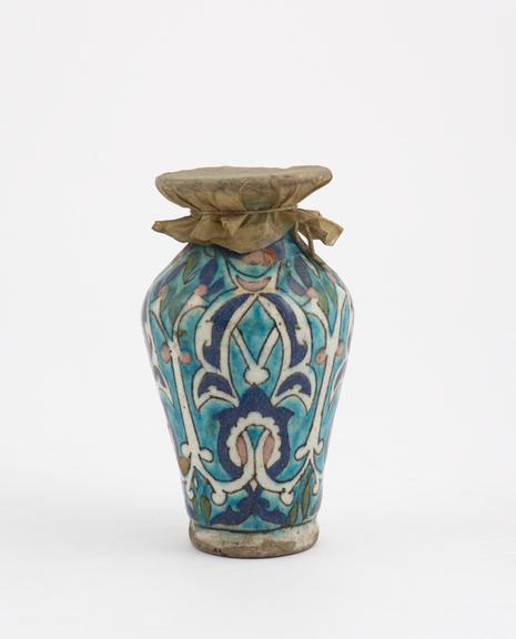 Earthenware drug jar, with polychrome decoration