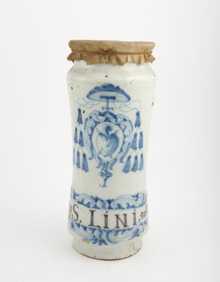 Albarello, majolica, Spanish, late 17th to early 18th centuries