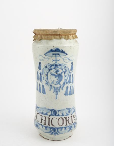 Albarello, majolica, Spanish, late 17th early 18th century