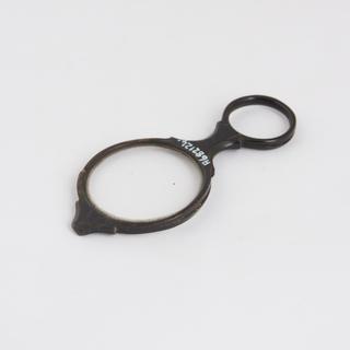 Spectacles, hand, quizzer