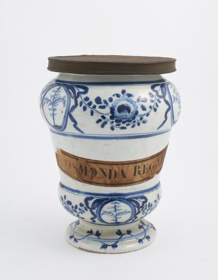 Pharmacy vase, blue and white, for osmonda regale